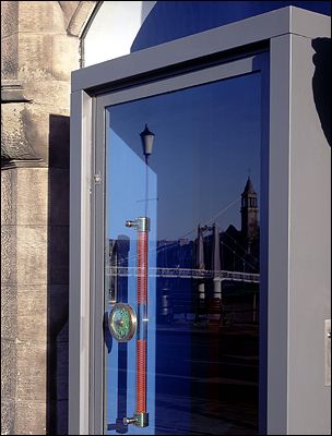 Door Furniture, Wendy Ramshaw 1997. art.tm Inverness. Photo: David Churchill/Arcaid