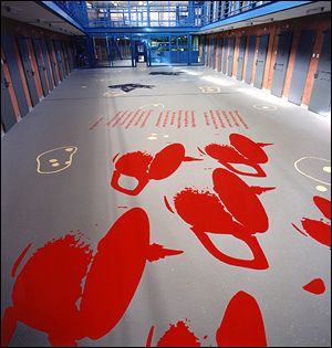 Floor design, Anne Semler, 1998 PI Ter Apel, Netherlands Photo: Henk Geraedts