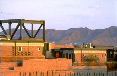 Solid Waste Management Facility, Michael Singer and Linnea Glatt, 1989 - 1993, Phoenix, Arizona. Photo: Craig Smith