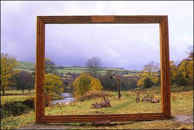 In the Picture, Richard Caink, 1997 Irwell Sculpture Trail, Chatterton, Lancs Photo: Dave Clark/Folly Pictures