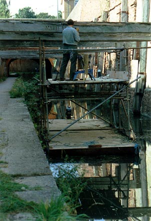 Navigators (in Progress), Andrew Whittle (poem Tony Charles), 1996 River Parrett Trail, Bridgwater, Somerset. Photo: Tony Charles