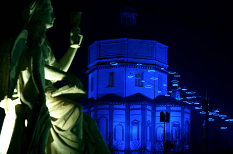 ’Piccoli spiriti blu’ (Little Blue Spirits), Neon, coloured light, by Rebecca Horn, 1999. Church of Santa Maria del Monte dei Cappuccini, Turin (Luci d’Artista). Photo: Giorgio Sottile