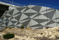 Karel Avenue Bridge abutment walls, designed by Anne Neil, 2006. Roe Highway 7, Western Australia. Photo: Peter Zuvela.