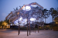 Living Light, by The Living (Soo-in Yang and David Benjamin). Peace Park, across from World Cup Stadium in Seoul, Korea.